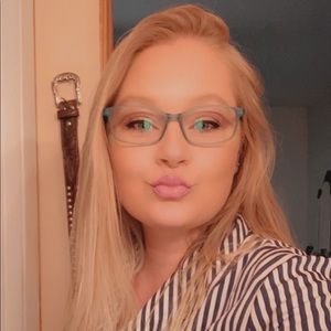 Meet your Posher, Arica